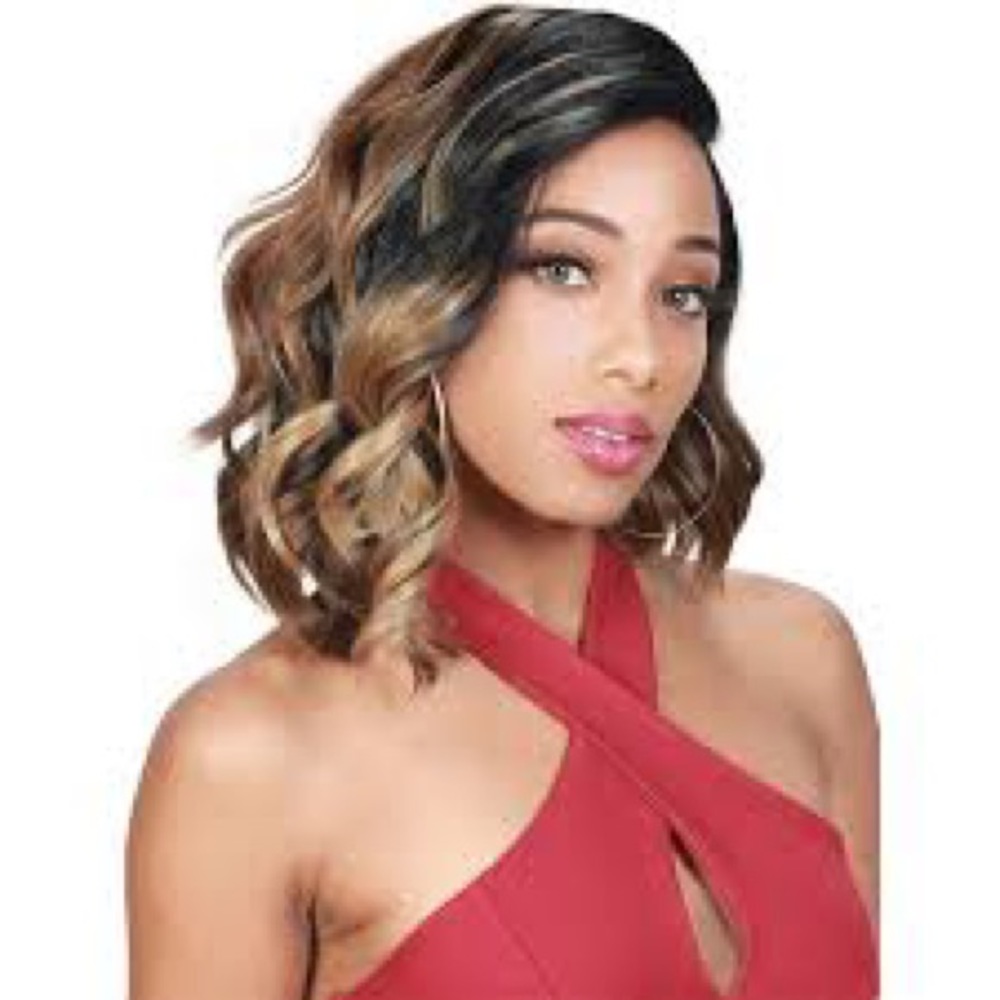 Zury Sis Synthetic Wig/Milio in color SOM RT PECAN